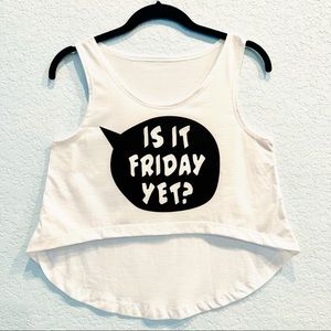 NEW WITHOUT TAG Letter Printed Women’s Cropped T-shirt, Casual Top, Size M